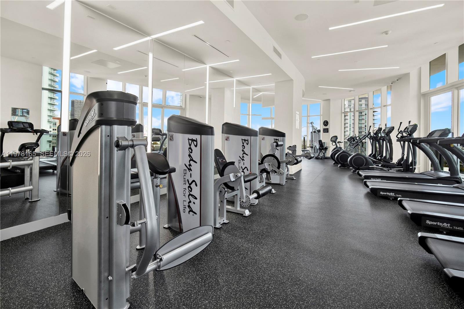 ARIA ON THE BAY CONDO - Residential