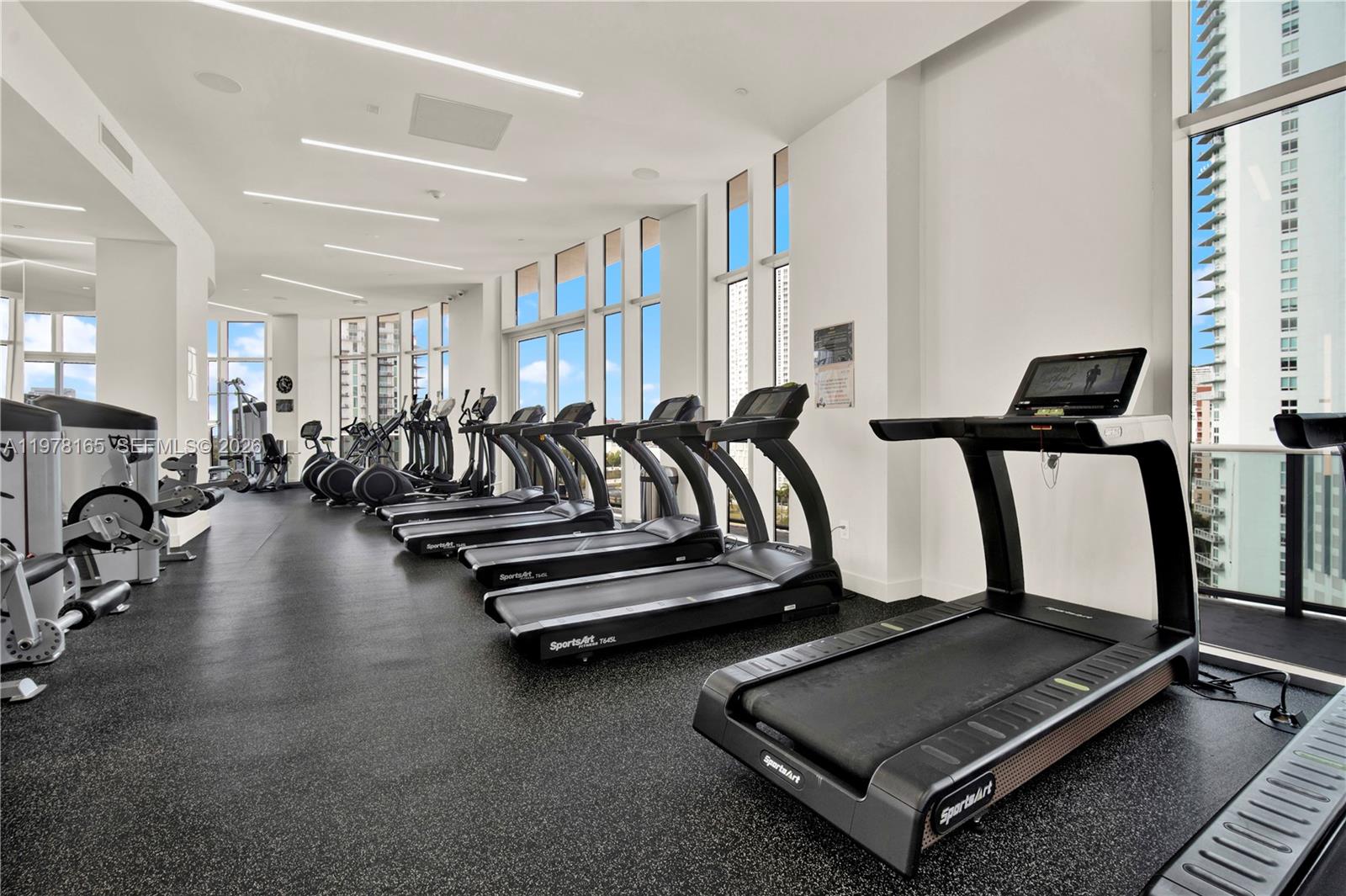 ARIA ON THE BAY CONDO - Residential