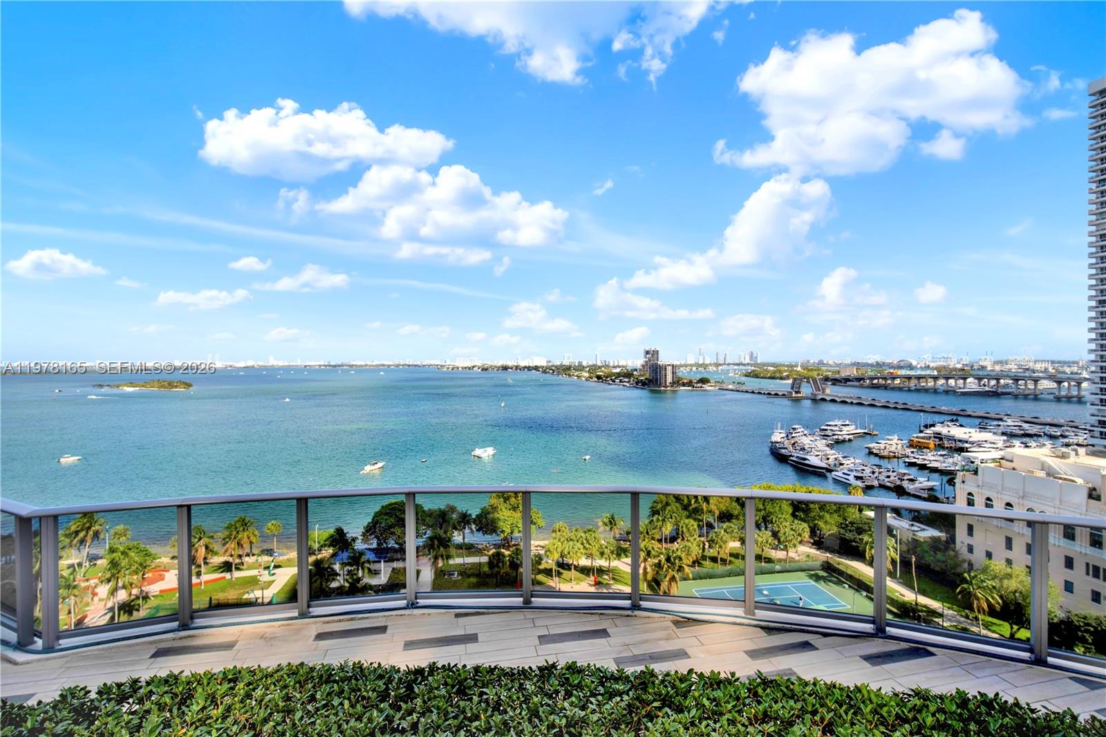 ARIA ON THE BAY CONDO - Residential