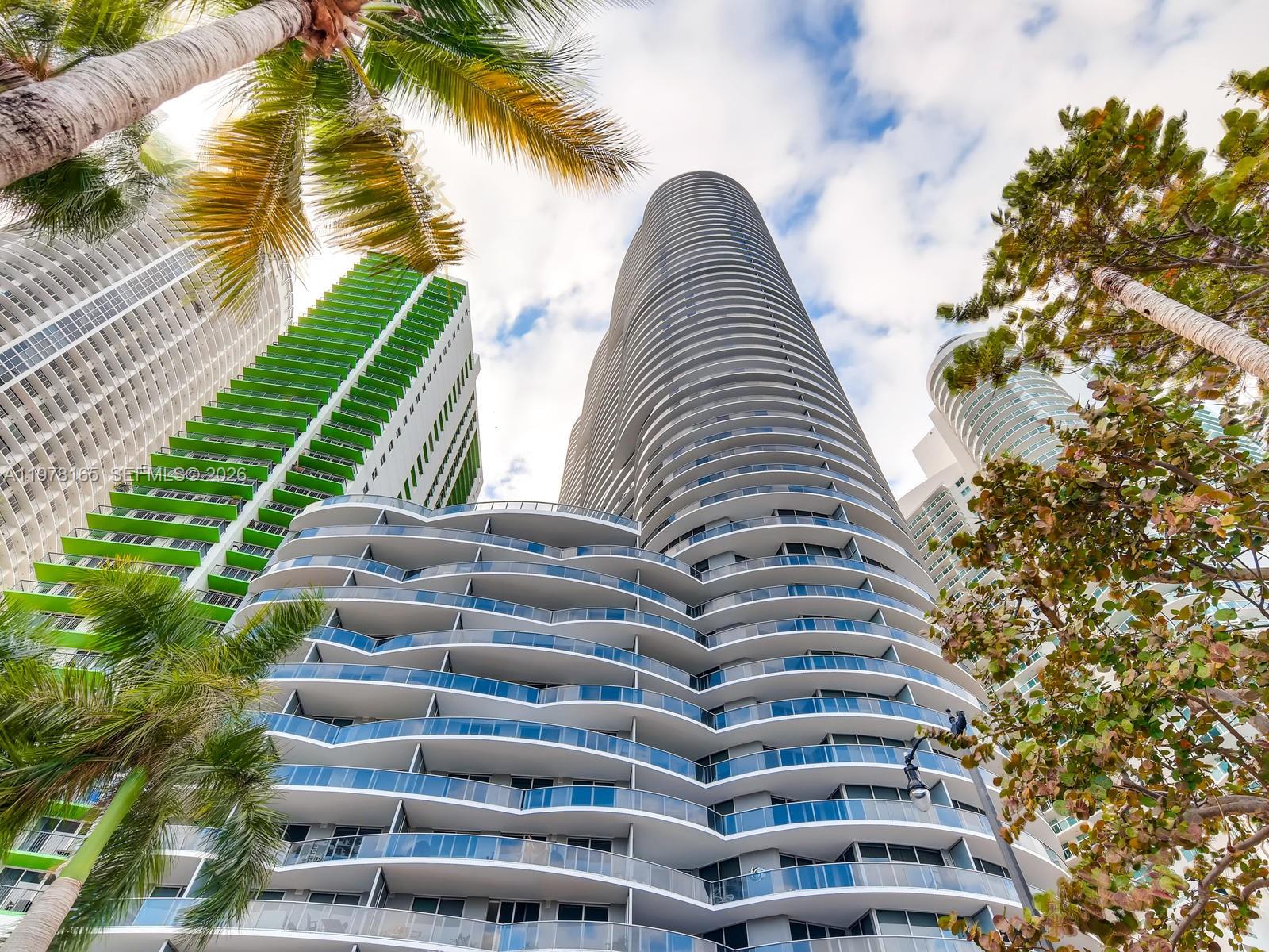 ARIA ON THE BAY CONDO - Residential