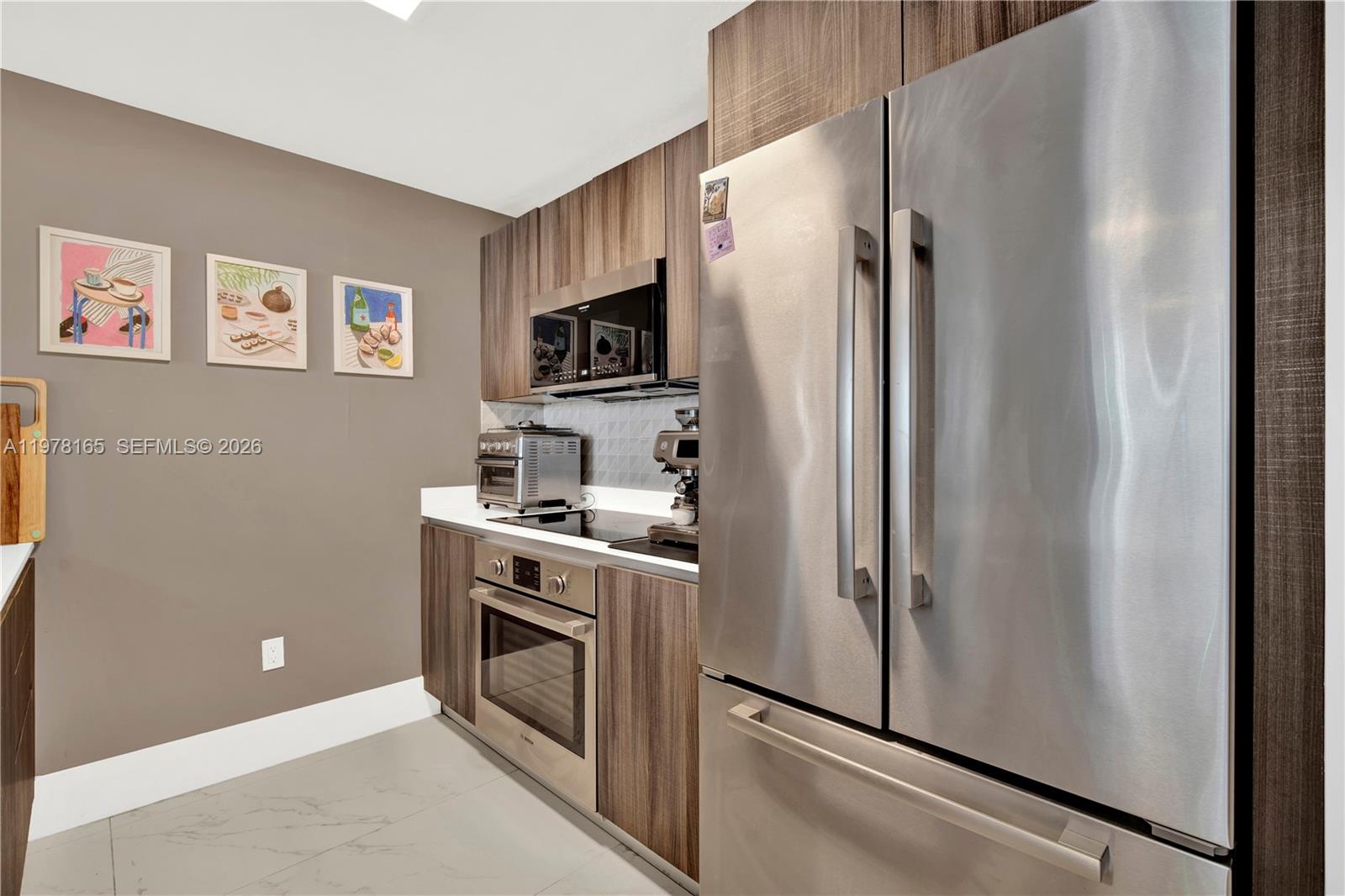 ARIA ON THE BAY CONDO - Residential