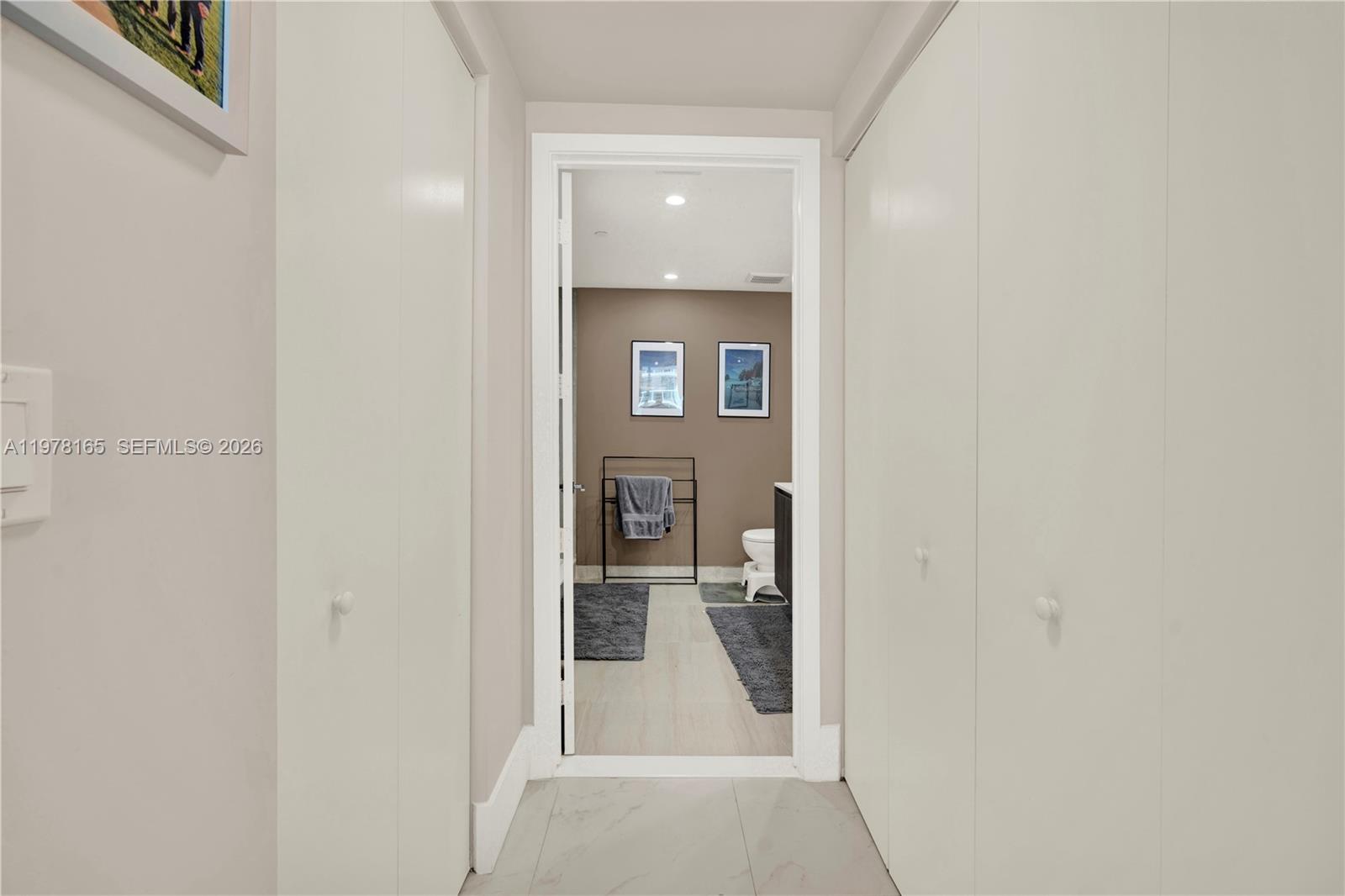 ARIA ON THE BAY CONDO - Residential