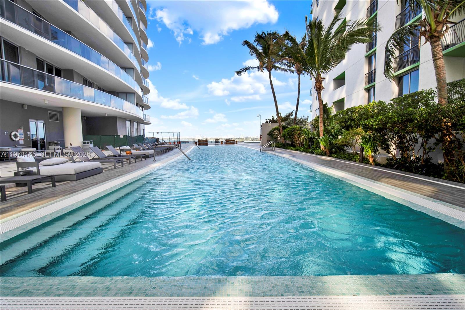 ARIA ON THE BAY CONDO - Residential