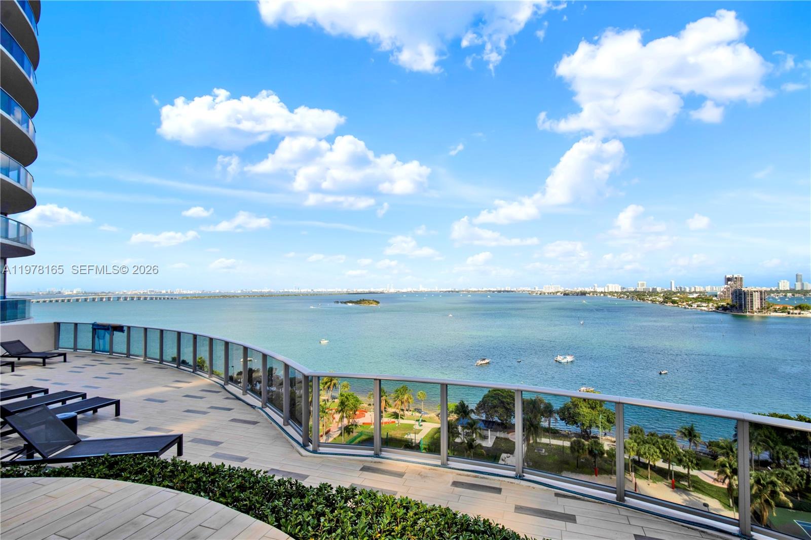 ARIA ON THE BAY CONDO - Residential