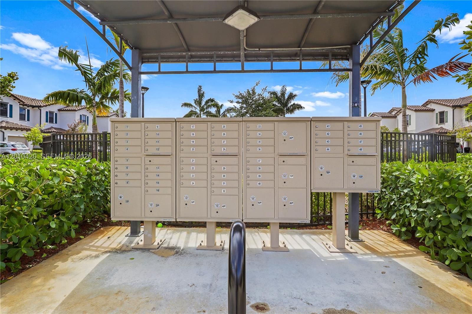PALM BEACH FARMS - Residential