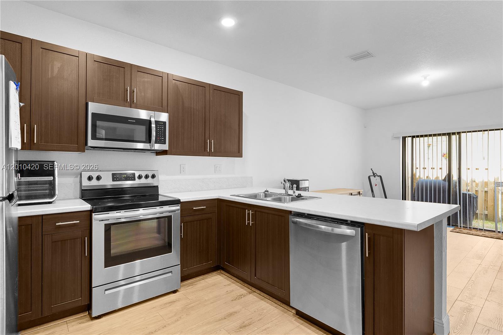PALM BEACH FARMS - Residential
