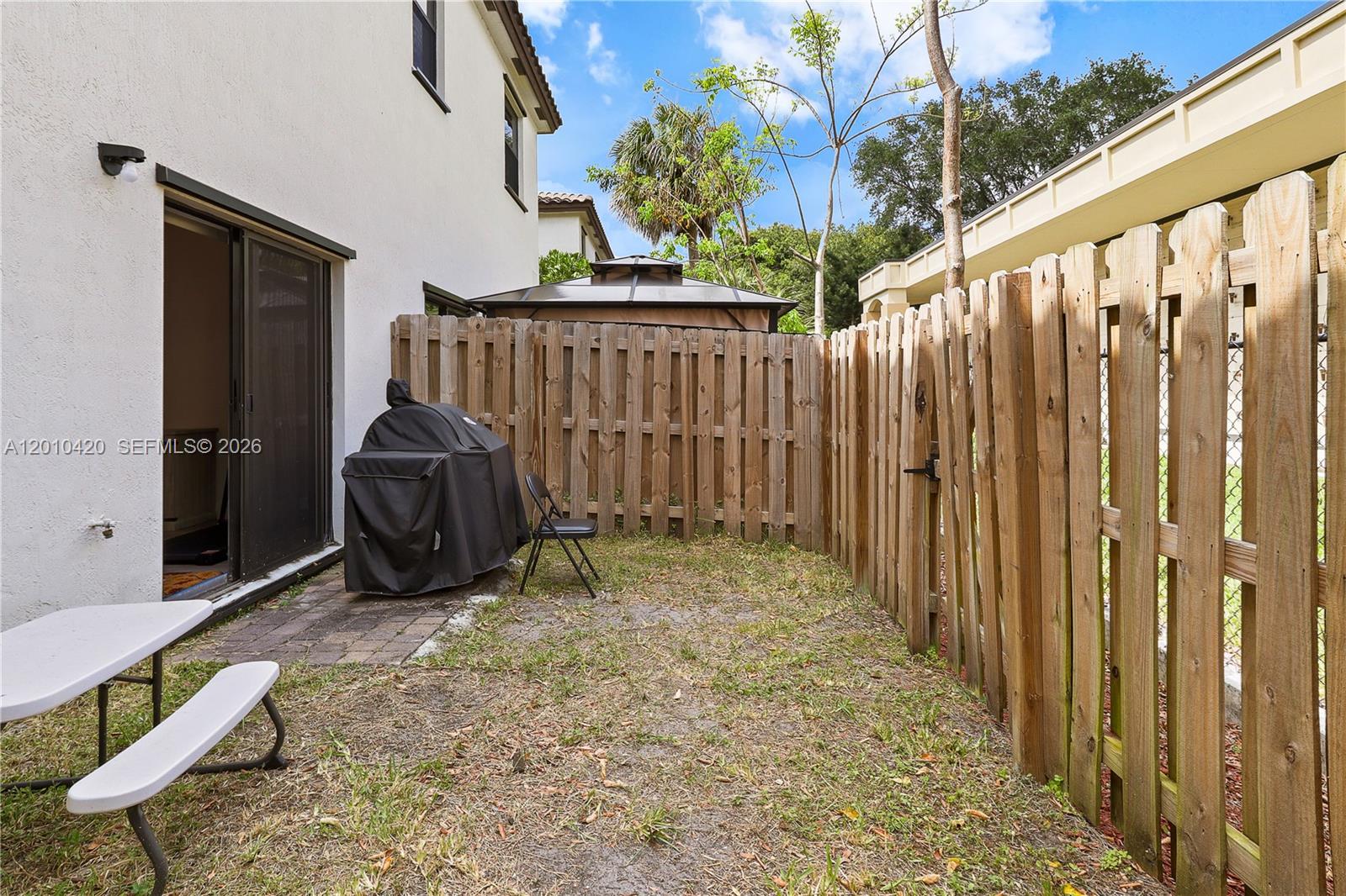 PALM BEACH FARMS - Residential