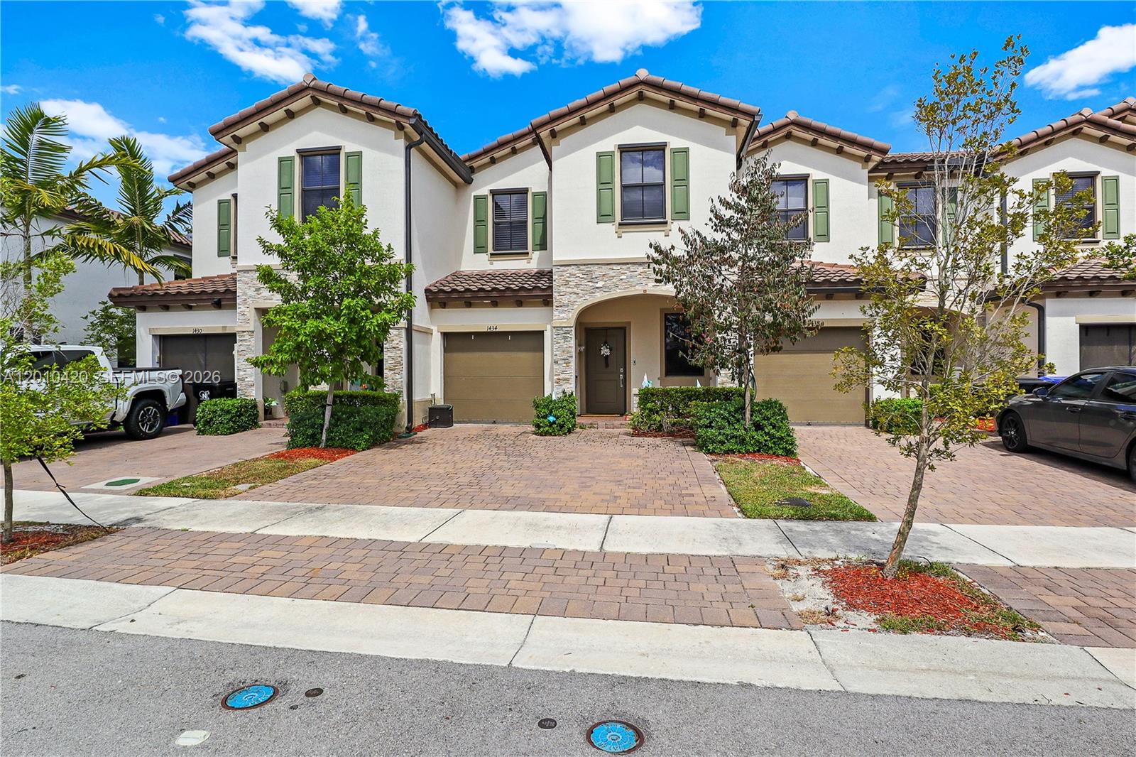 1434 SW 54th Ave