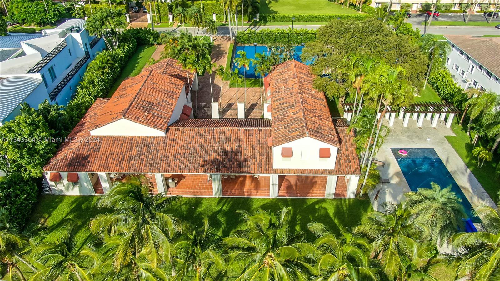 BAL HARBOUR RESIDENTIAL S - Land