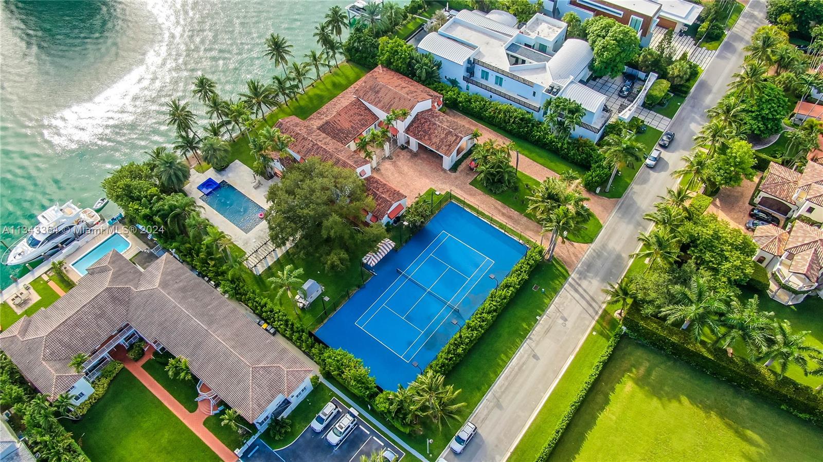 BAL HARBOUR RESIDENTIAL S - Land