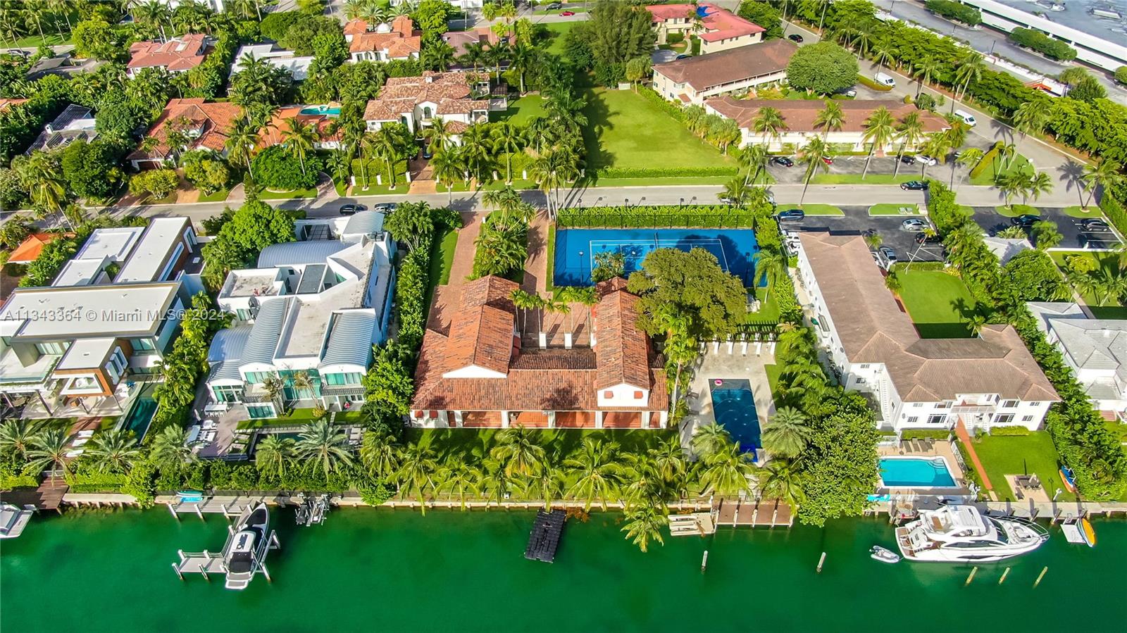 BAL HARBOUR RESIDENTIAL S - Land