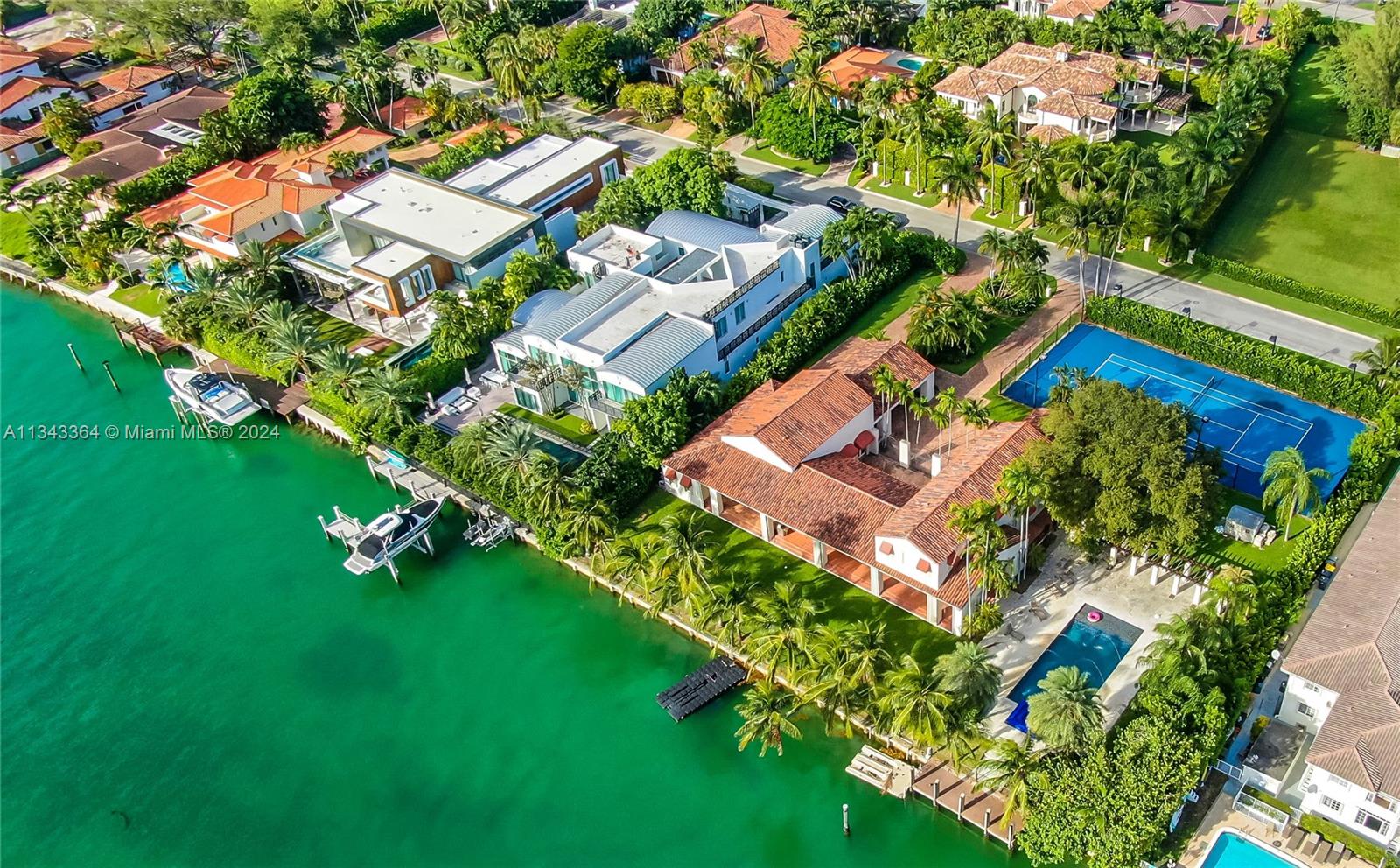 BAL HARBOUR RESIDENTIAL S - Land