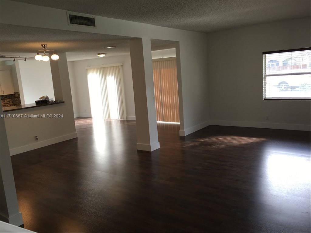 VISION AT BONAVENTURE - Residential Lease