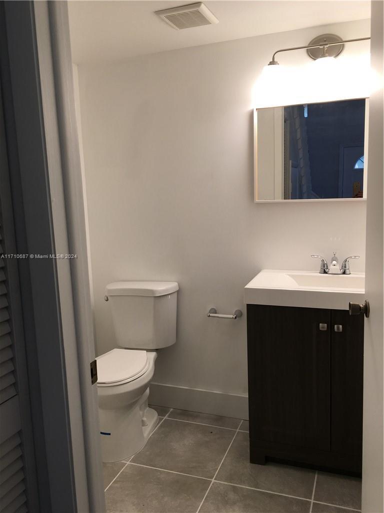 VISION AT BONAVENTURE - Residential Lease