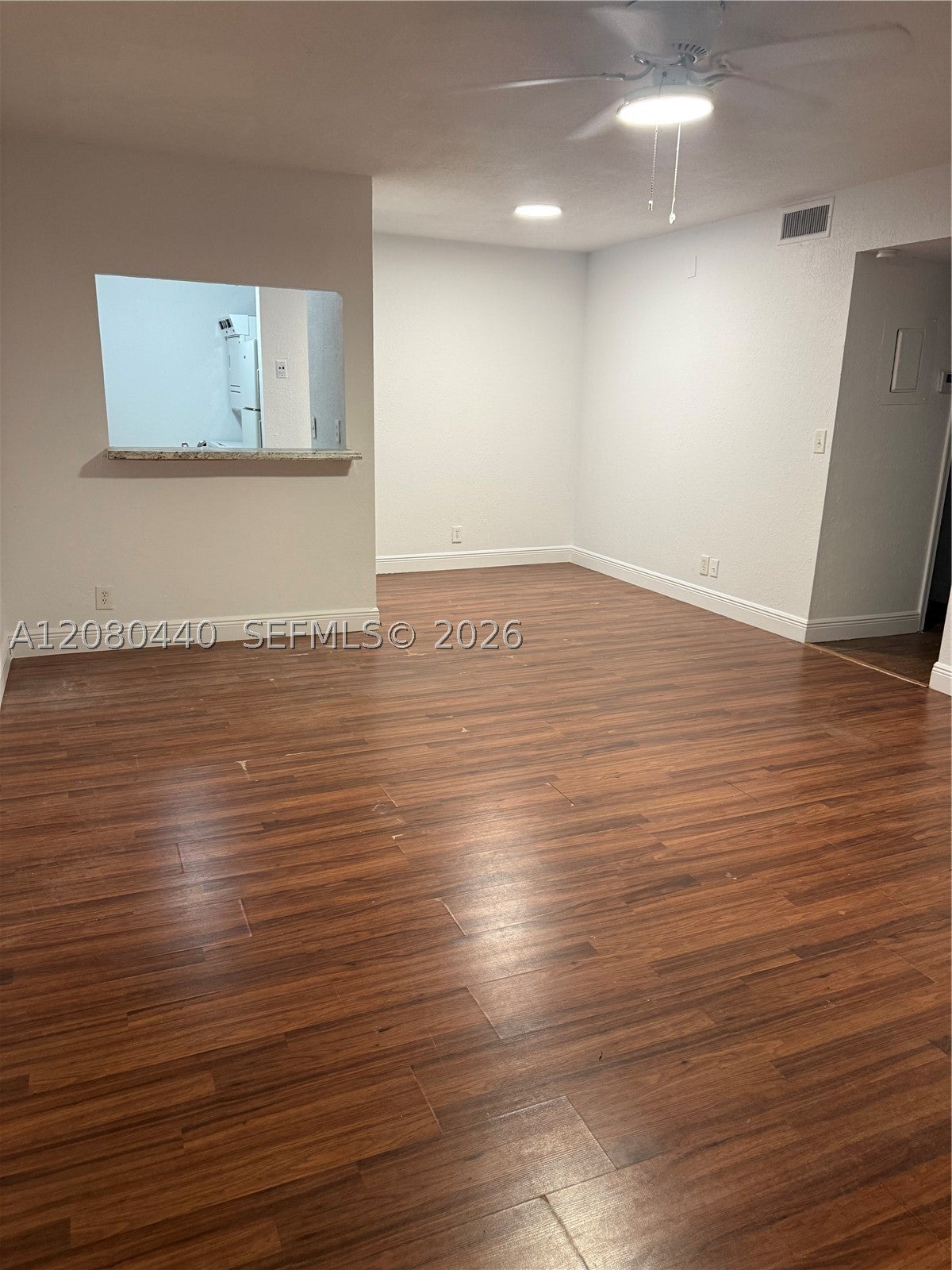 838 Twin Lakes Dr 19-E