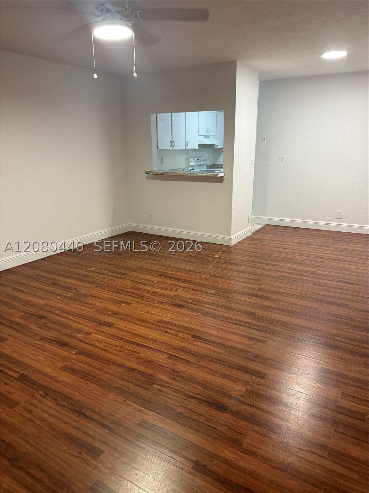 838 Twin Lakes Dr 19-E