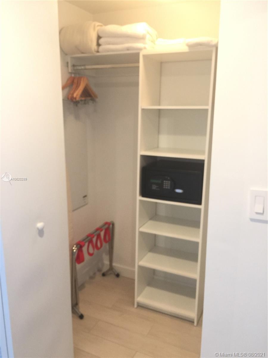 BEACHWALK - Residential Lease