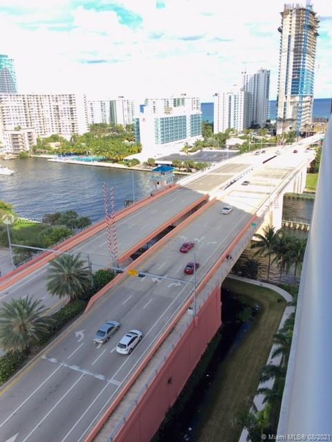 BEACHWALK - Residential Lease