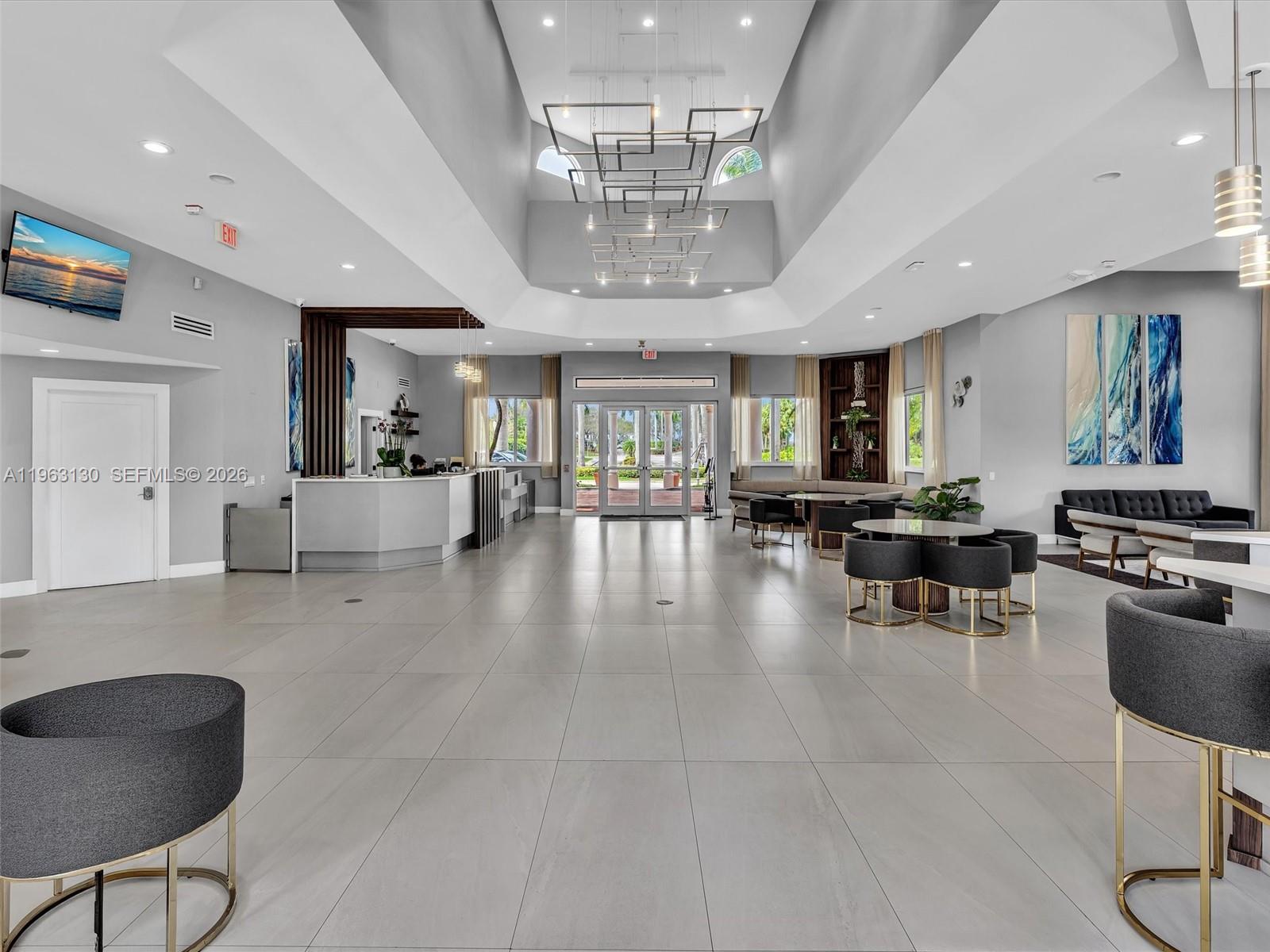 PEMBROKE ISLES 1 - Residential