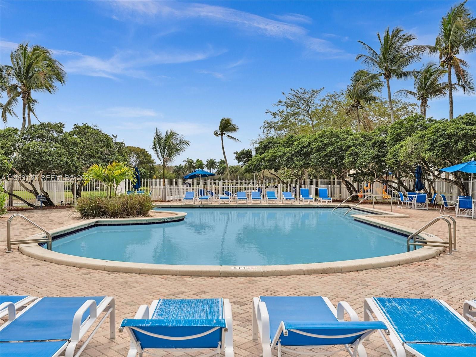 PEMBROKE ISLES 1 - Residential