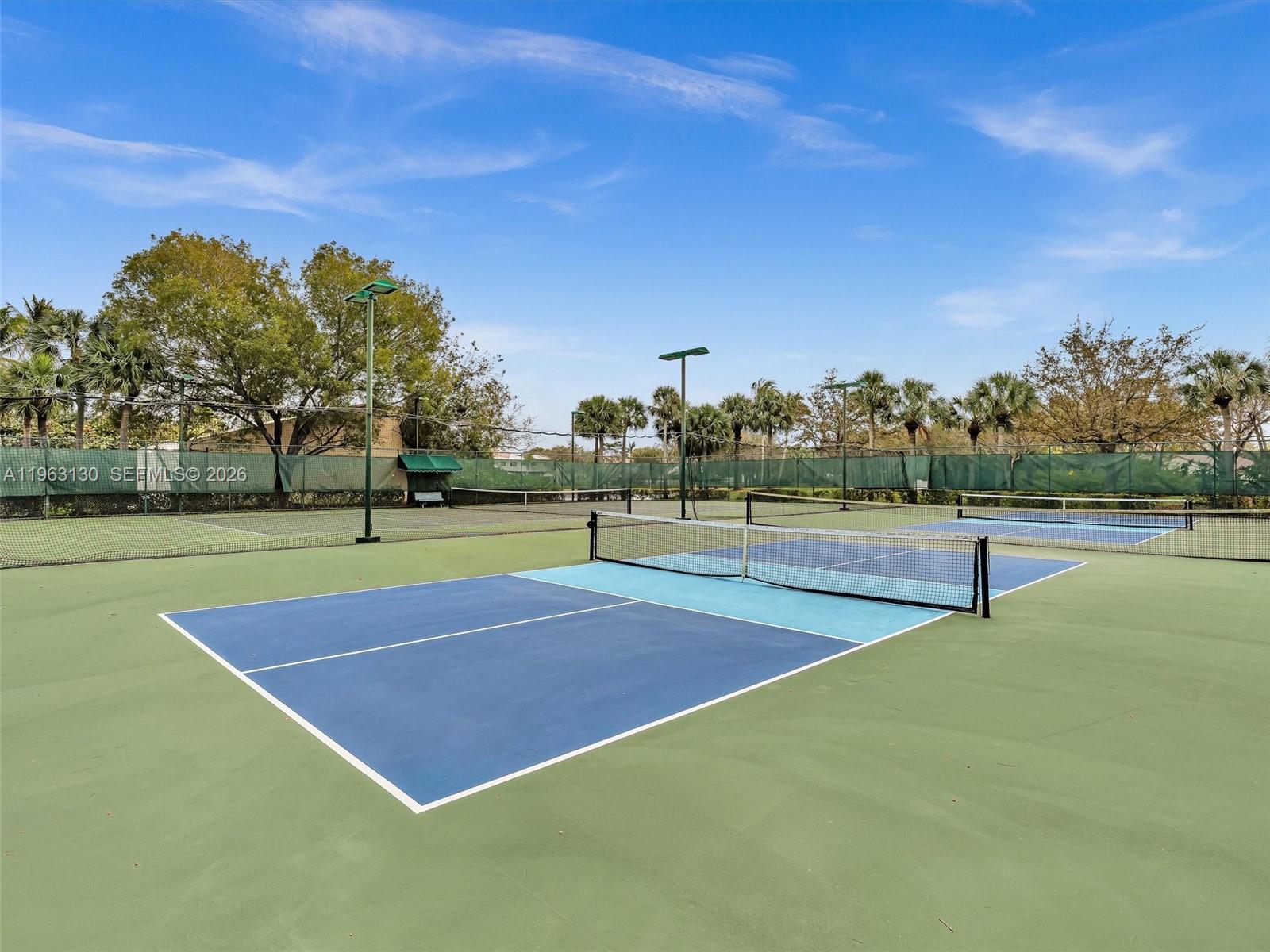 PEMBROKE ISLES 1 - Residential