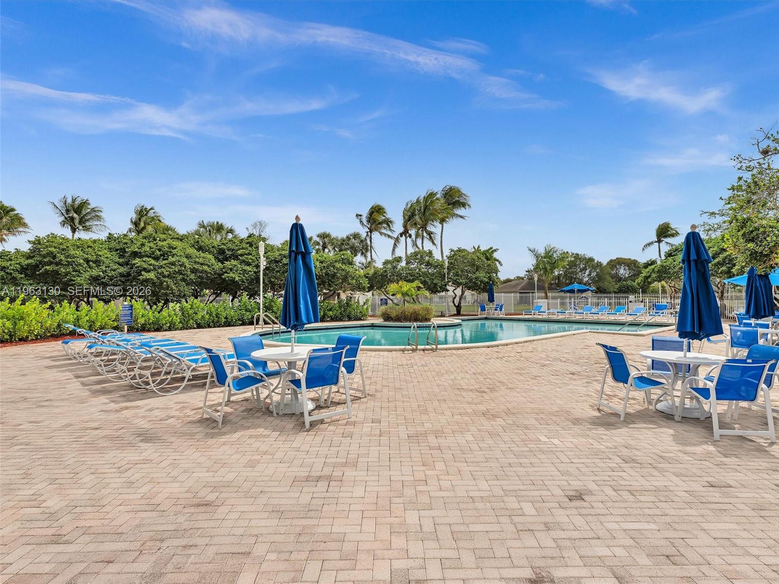 PEMBROKE ISLES 1 - Residential