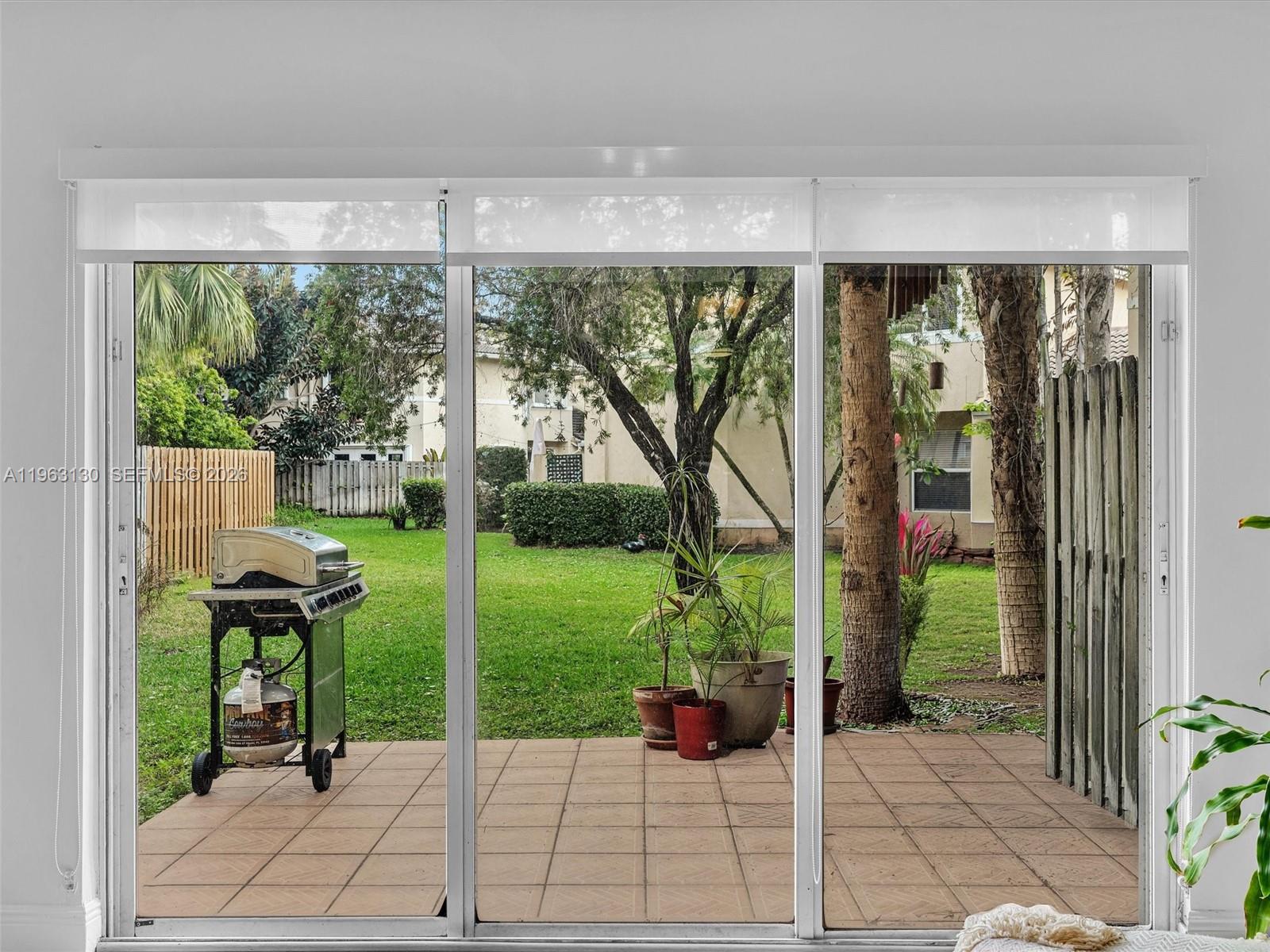 PEMBROKE ISLES 1 - Residential