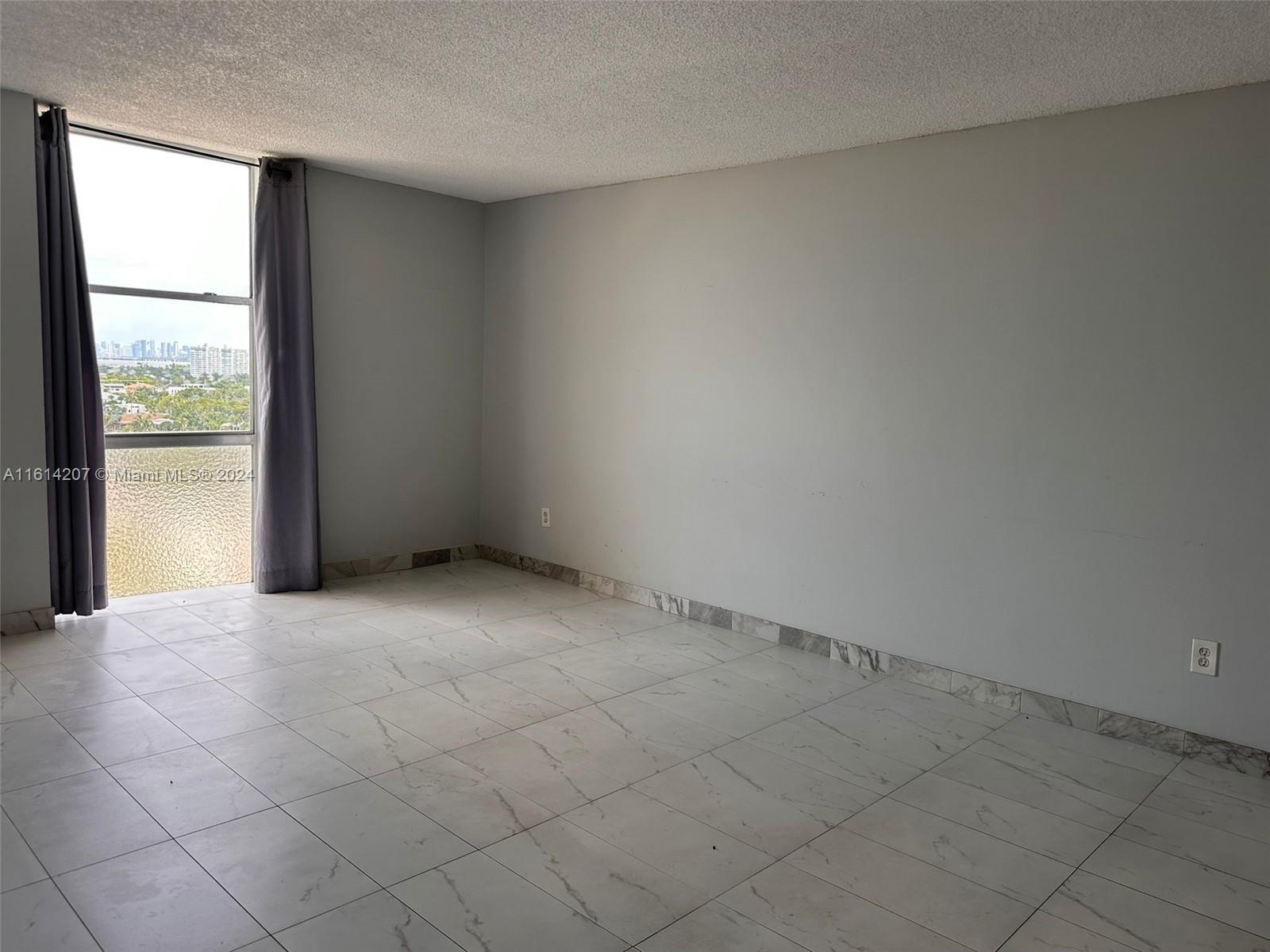 VECINO DEL MAR CONDO - Residential Lease