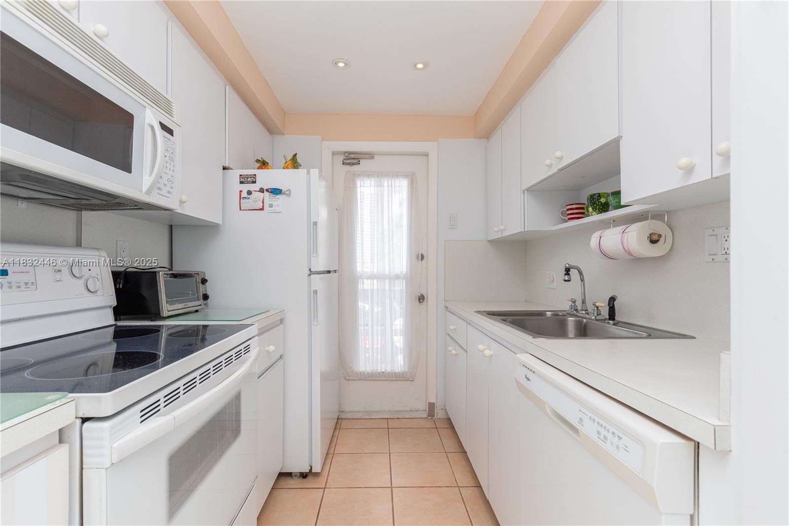 3135 S Ocean Dr 230