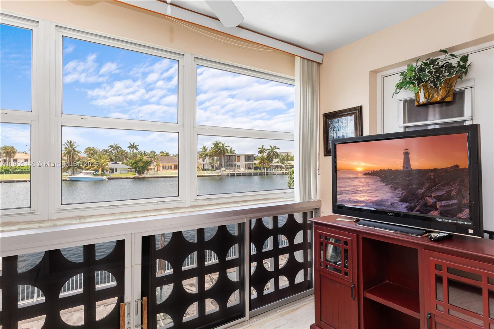 AMBASSADOR SOUTH CO-OP - Residential