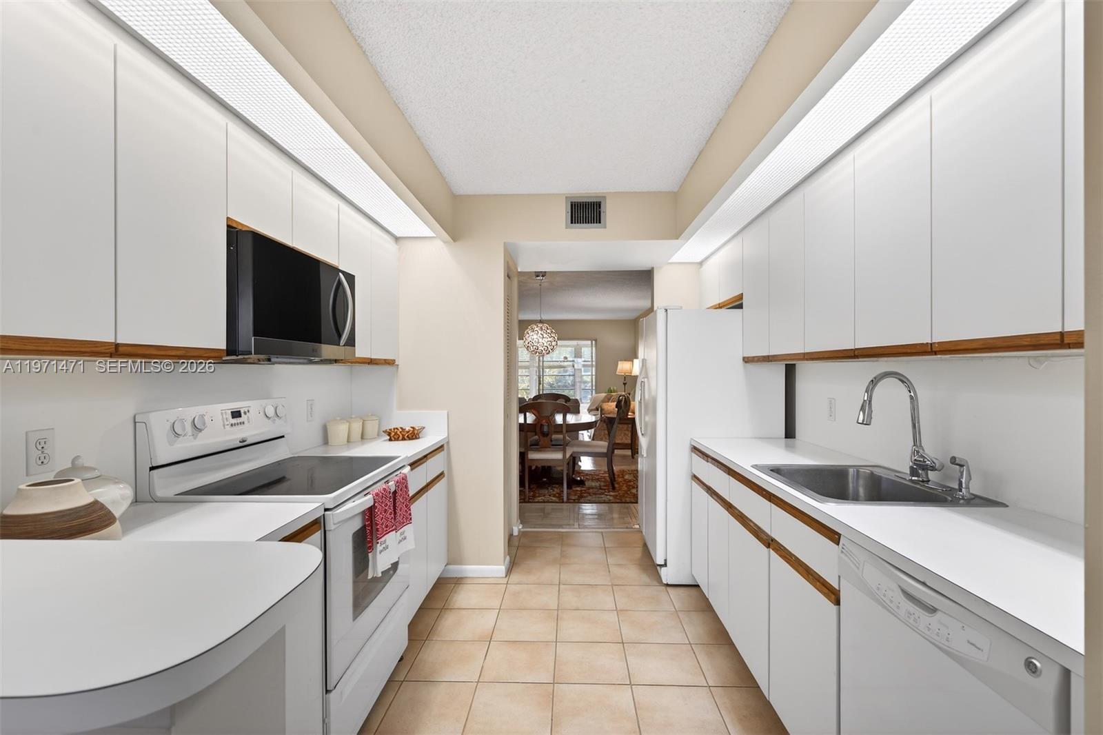 BUCKINGHAM EAST - Residential