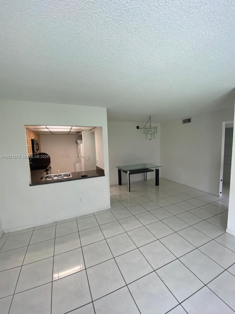 LAGO GRANDE TWO CONDO - Residential