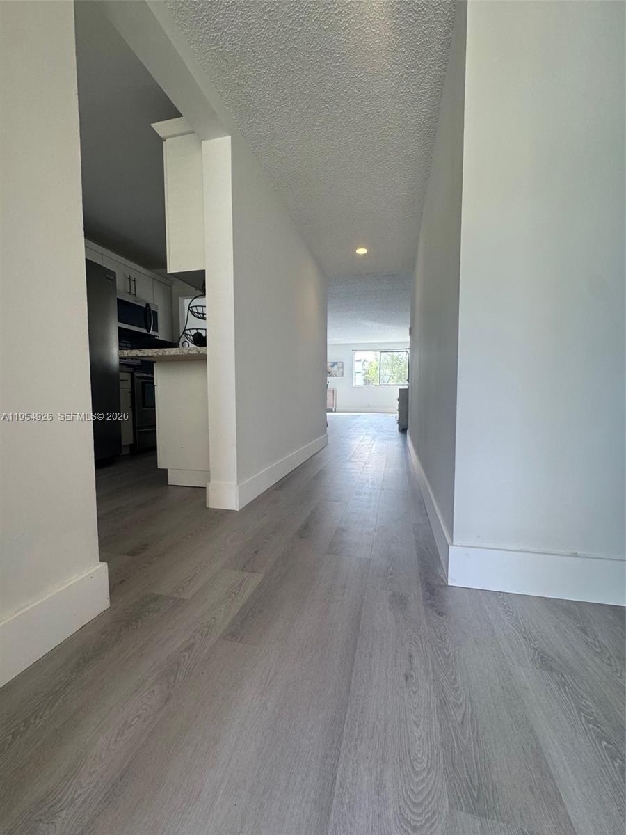 RACQUET CLUB VILLAGE APAR - Residential