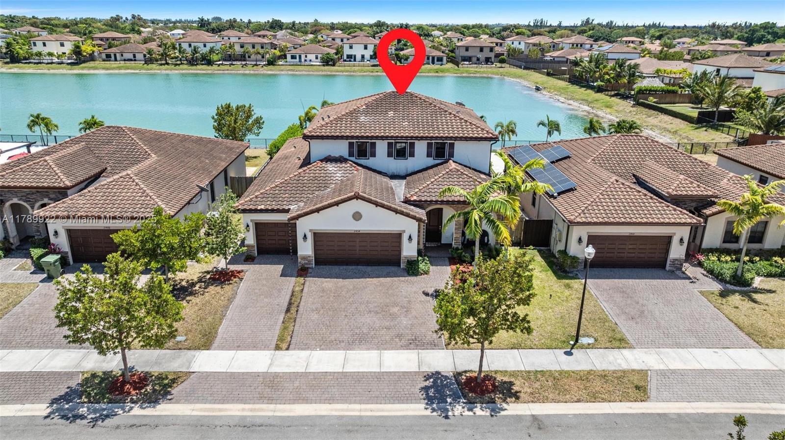 2454 Se 1 St, Homestead, Miami-Dade County, Florida - 5 Bedrooms  
4 Bathrooms - 