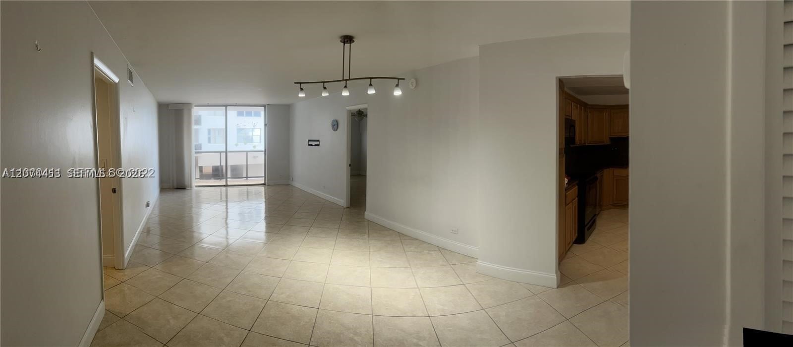 6039 Collins Ave 423
