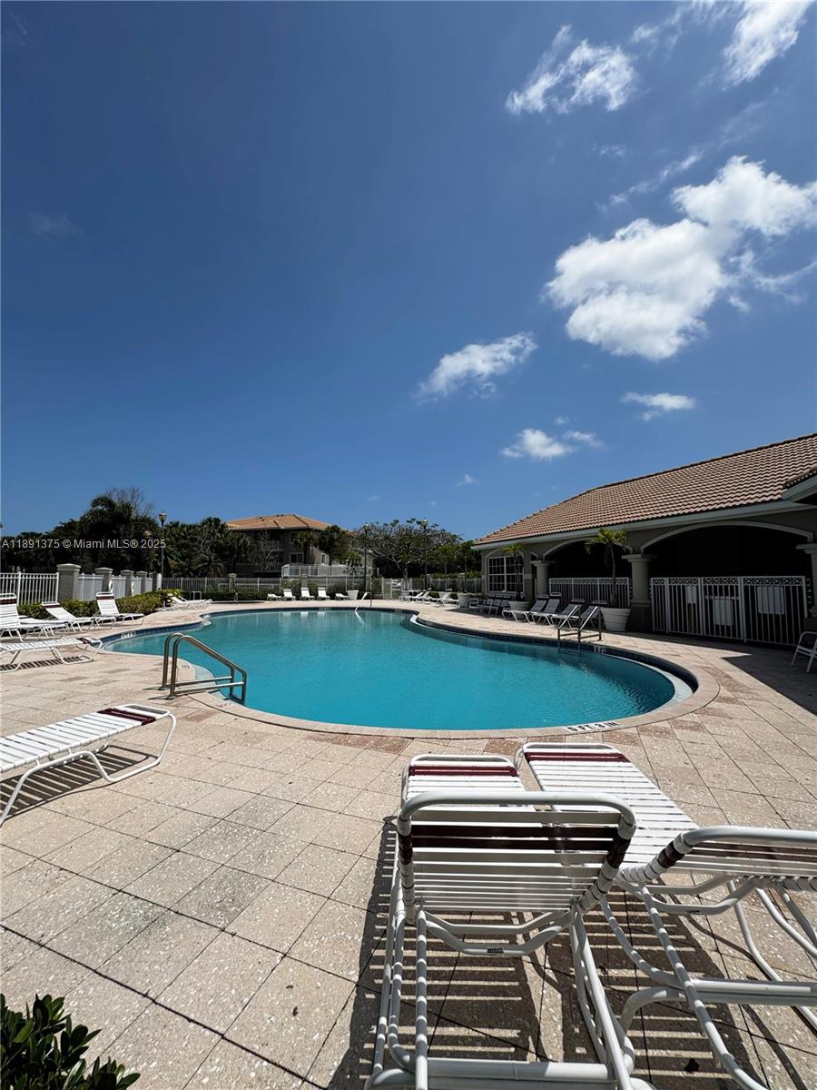 EVERGREEN LAKES CONDO - Residential