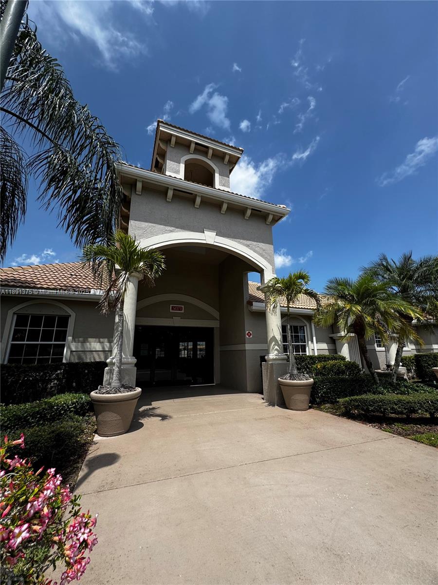 EVERGREEN LAKES CONDO - Residential