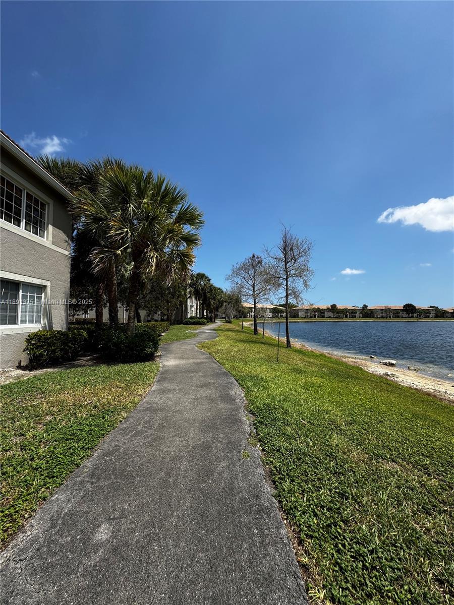 EVERGREEN LAKES CONDO - Residential