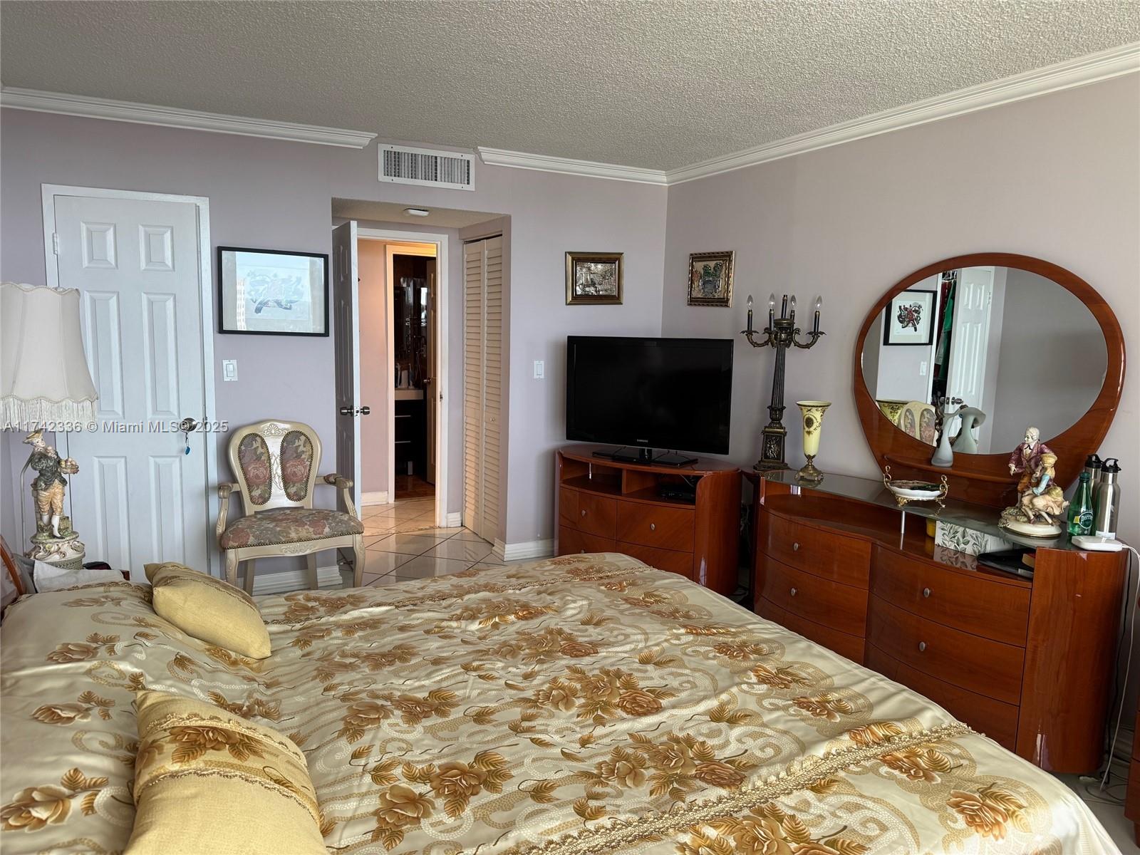 PARKER DORADO CONDO - Residential