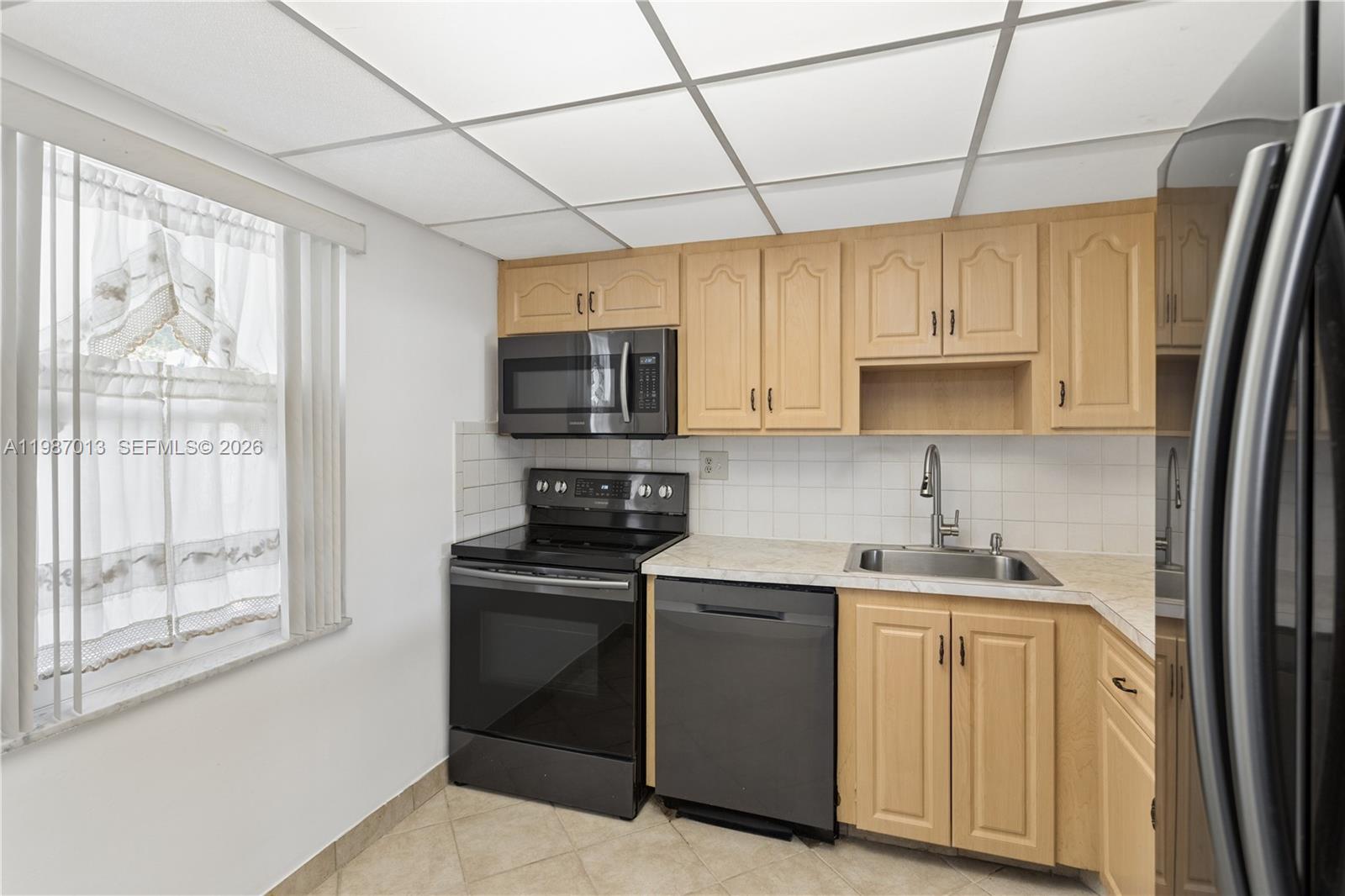 Oriole Golf & Tennis Club - Residential