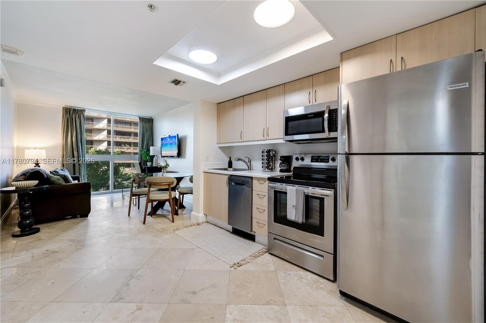 2951 S Bayshore Dr 815