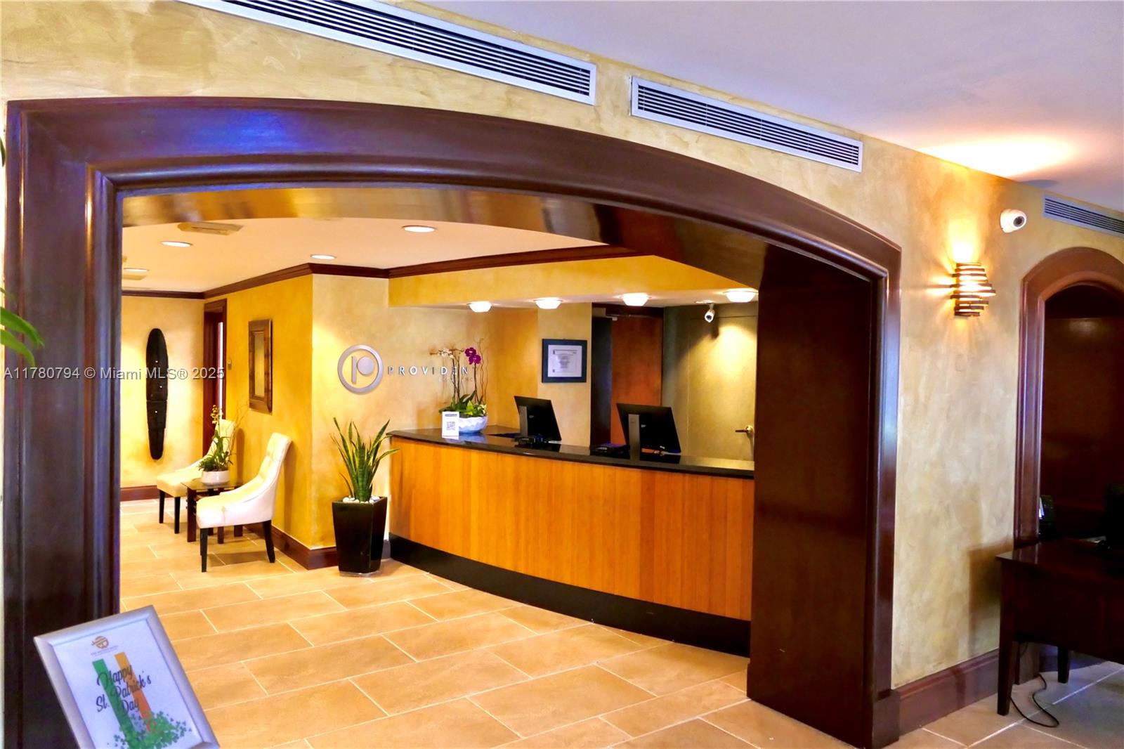 THE MUTINY CONDO - Residential Lease