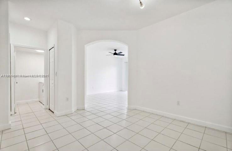 2487 SE 14th St