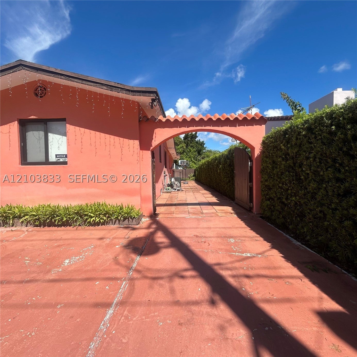 2331 SW 7th St