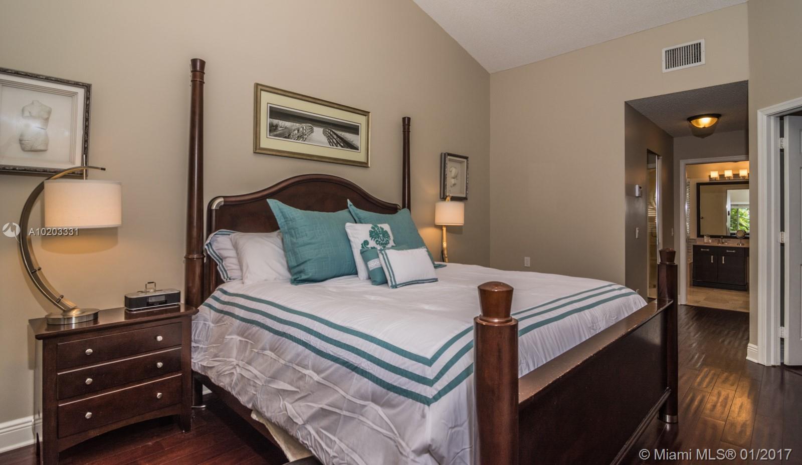 Waterford Landing 151-16 - Residential