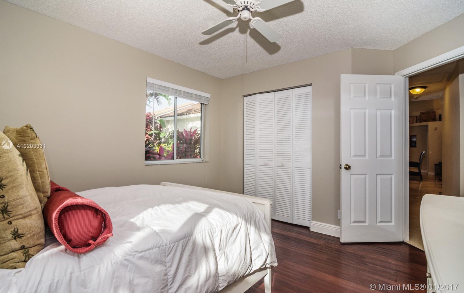 Waterford Landing 151-16 - Residential