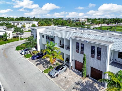 A home in Plantation