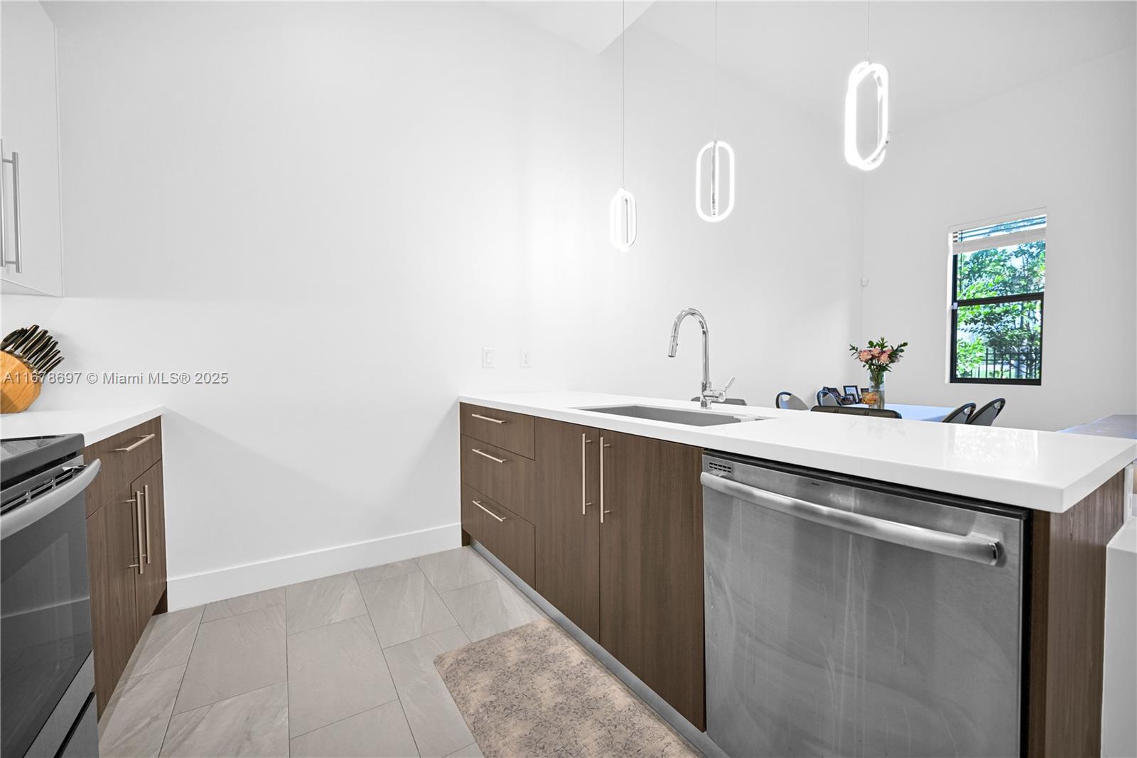 PLANTATION BUSINESS PARK - Residential
