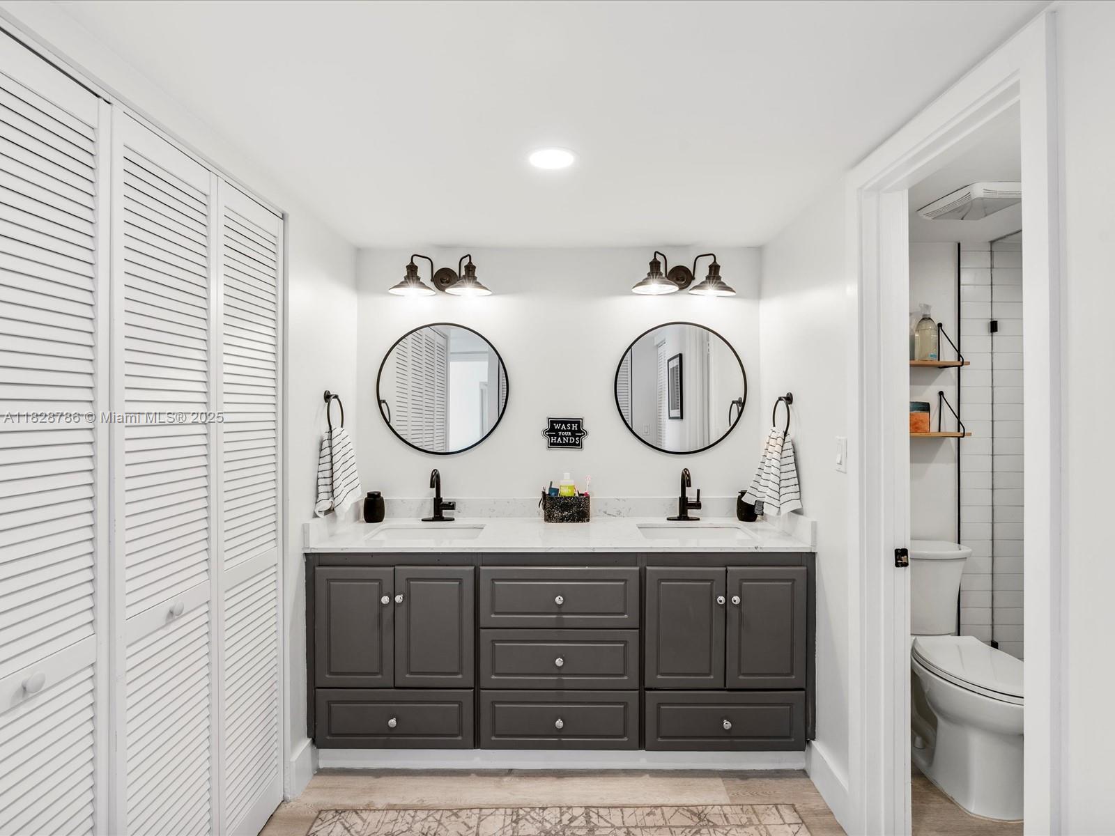 WATERVIEW CONDO - Residential