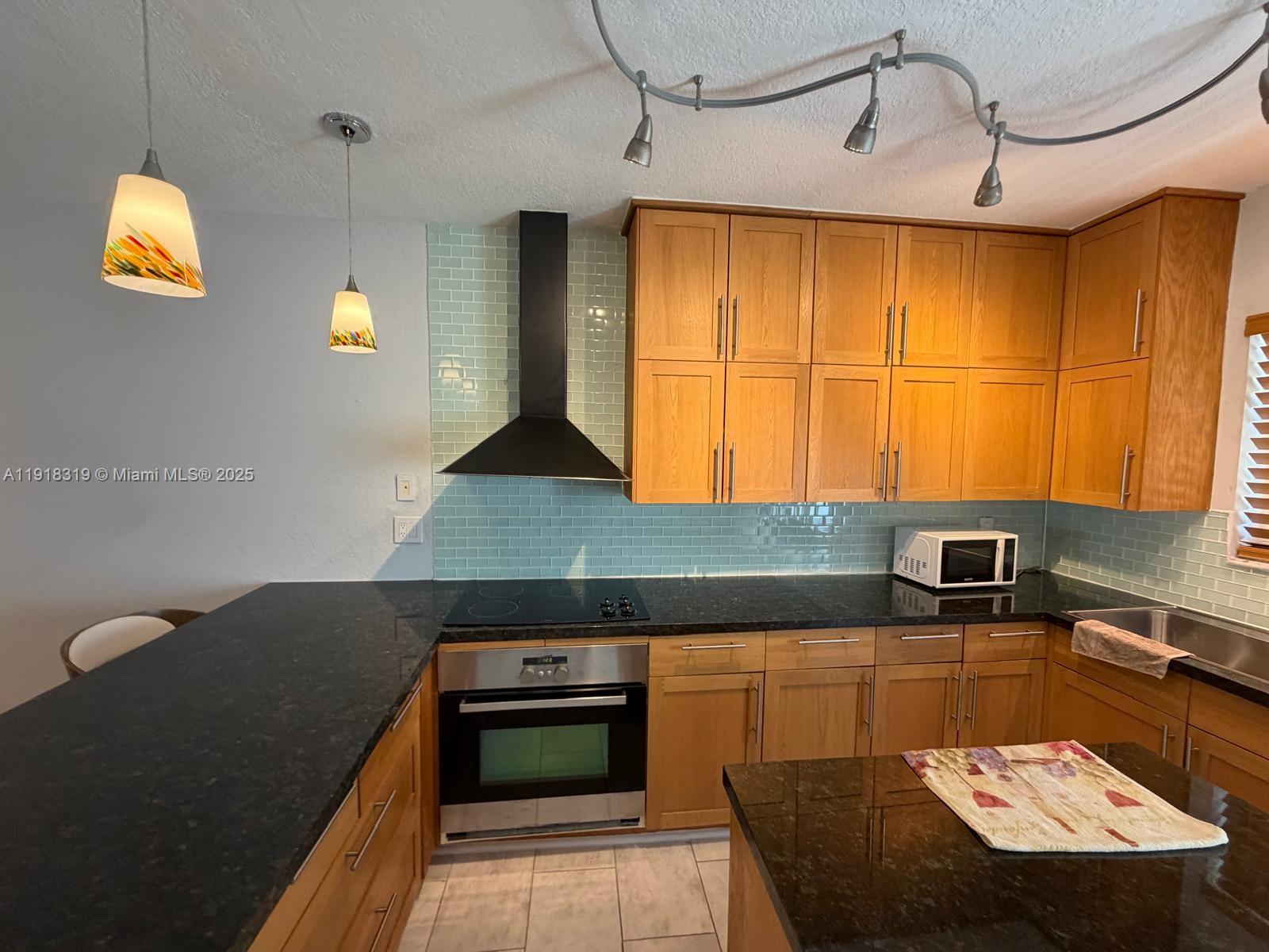 COASTAL GARDEN CONDO - Residential Lease